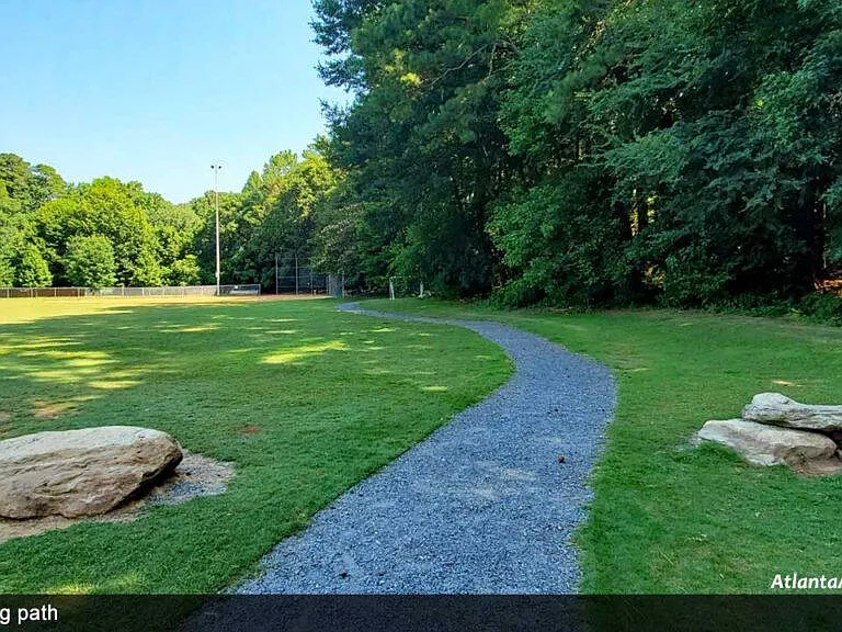 27 Peachtree Hills Ave NE — Photo 43