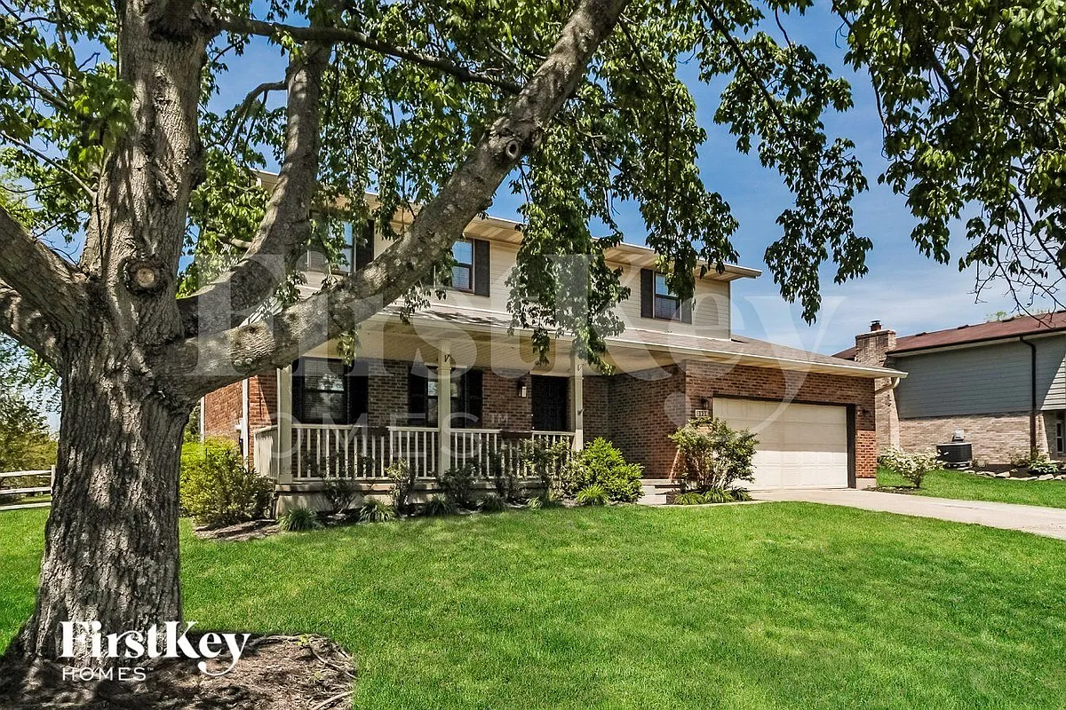 Building Photo - 3938 Schroeder Dr