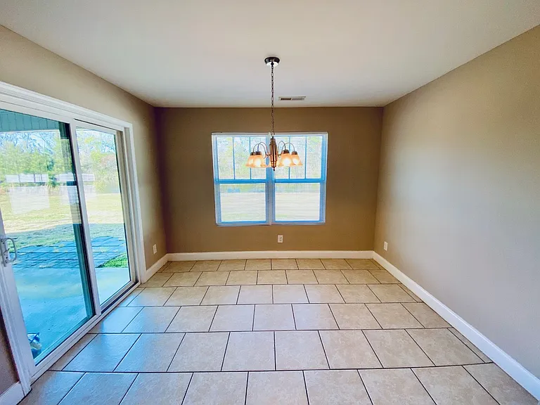 Dining room_03222023