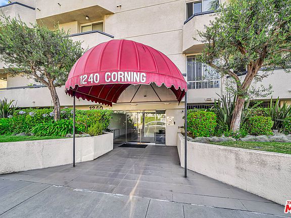 3rd image of 1240 S Corning St APT 206