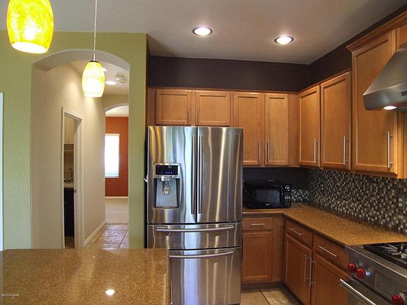 4th image of 1055 N Avenida Jeanine