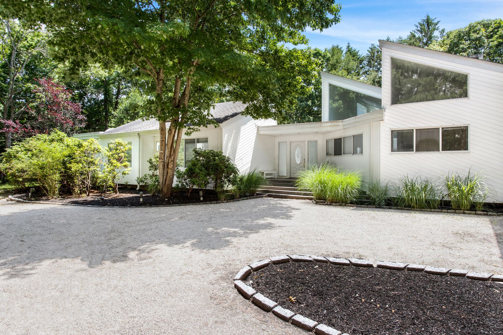 30 Box Tree Road, Quogue