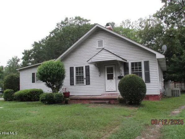 1005 N Water Street, Lumberton, NC 28358