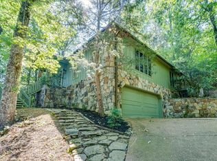 6820 Ivanwood Dr, Hixson, TN 37343