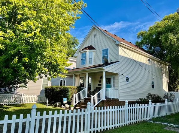 518 Madison Ave, Cape Charles, VA 23310
