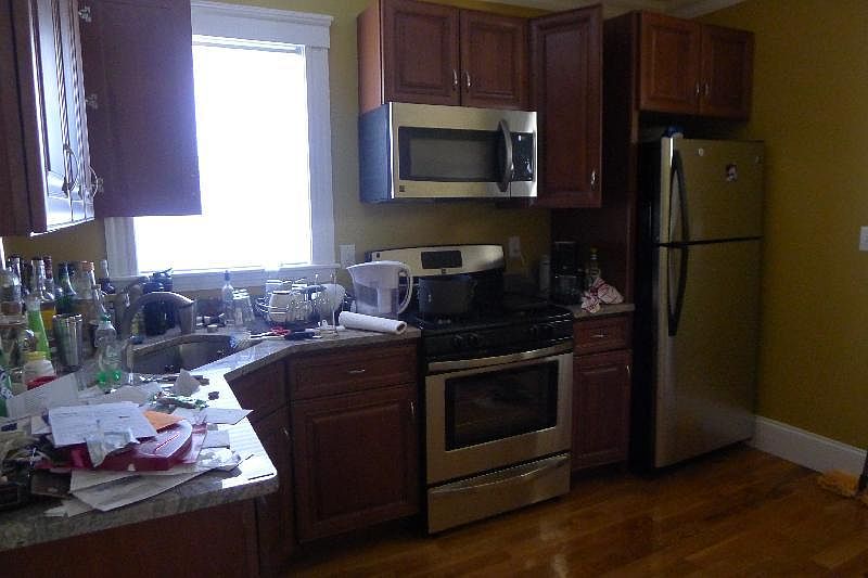 2nd image of 818R Huntington Ave #1