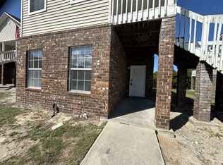 350 Beverly St APT 123, Hinesville, GA 31313