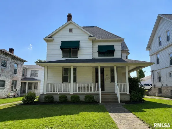 216 N 18th St, Quincy, IL 62301