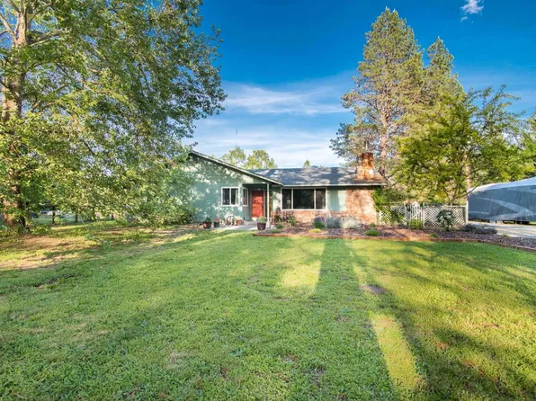 8027 E Evans Cres, Rogue River, OR 97537