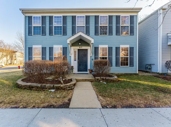 813 Serendipity Dr, Aurora, IL 60504