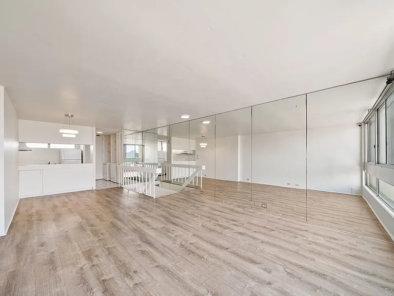 555 University Ave #3407 — Photo 3