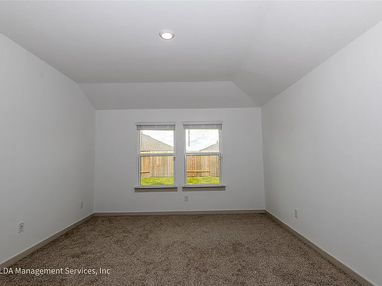 8038 Brahman Ln — Photo 15