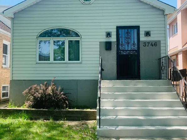 3746 N Pioneer Ave, Chicago, IL 60634