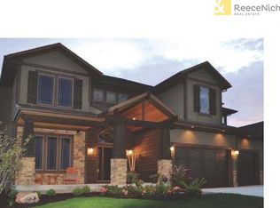 10512 W 163rd St, Overland Park, KS 66062