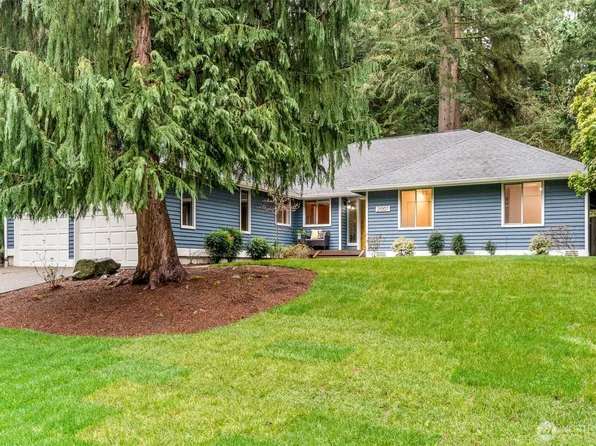 21007 Pioneer Way, Edmonds, WA 98026