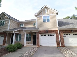 2824 Plumfield Pl, Raleigh, NC 27607