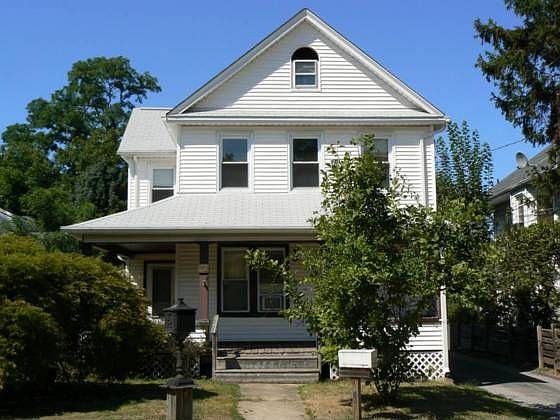 1st image of 32 Herbert Ave
