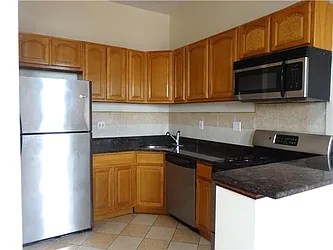 Rented by R New York