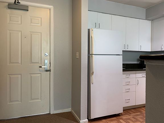 2nd image of 8100 Oceanview Ter APT 415