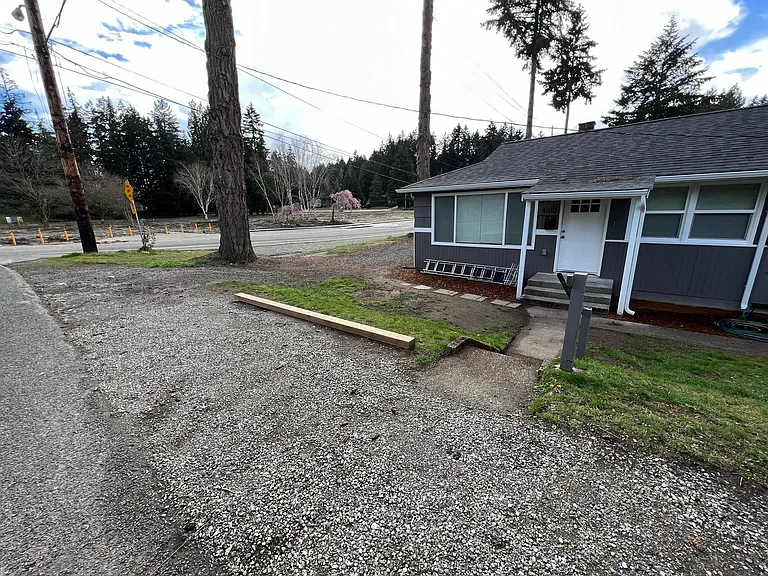 603 N Charleston Ave — Photo 2