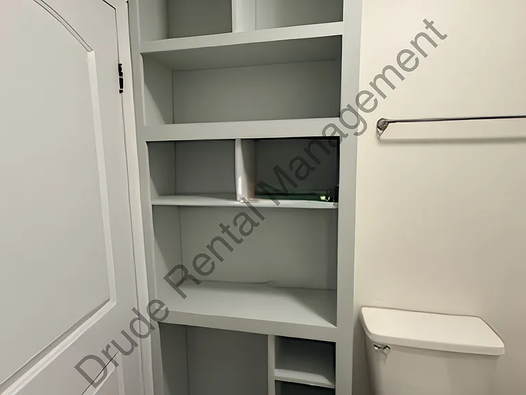 30121 Julia St — Photo 3