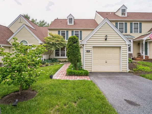 206 Sackville Mills Ln #29, Wallingford, PA 19086