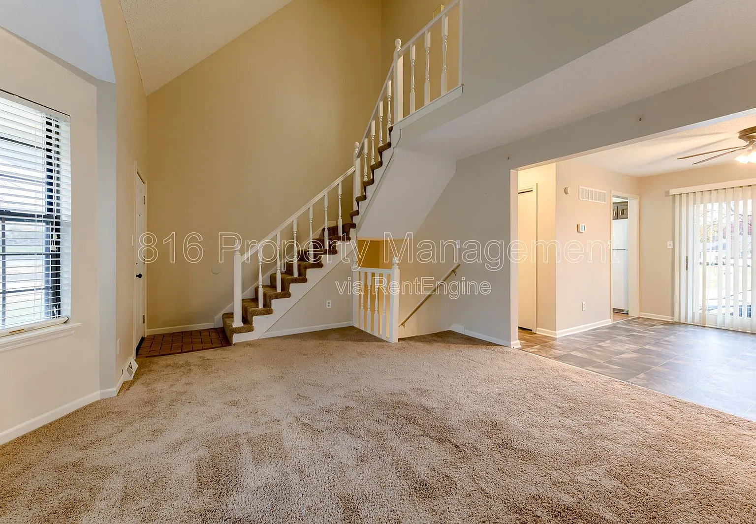 2 bed, 1.5 bath, 940 sqft, $1,325 — Photo 4