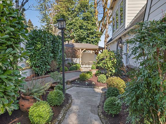 4th image of 10150 S Riverside Dr