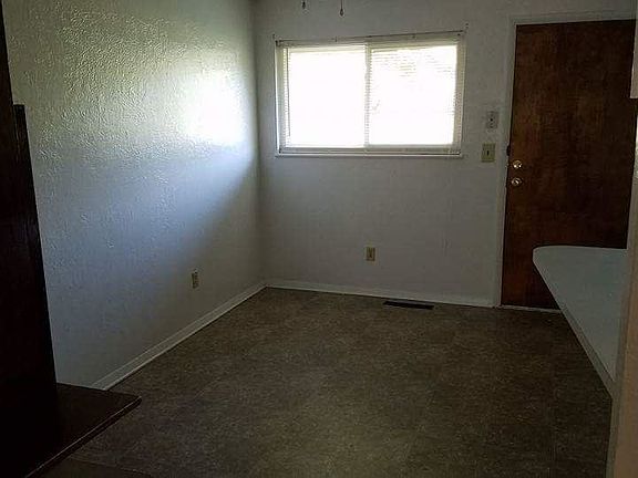 2nd image of 5459 Coleraine Dr