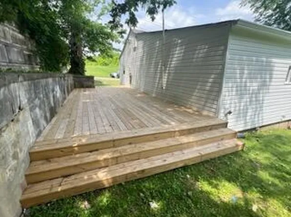 560 8th St NE, Cleveland, TN 37311