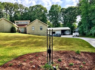 811 Emerald Fls, Woodstock, GA 30189