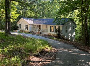 2040 Crabapple Hollow Rd, Hull, GA 30646