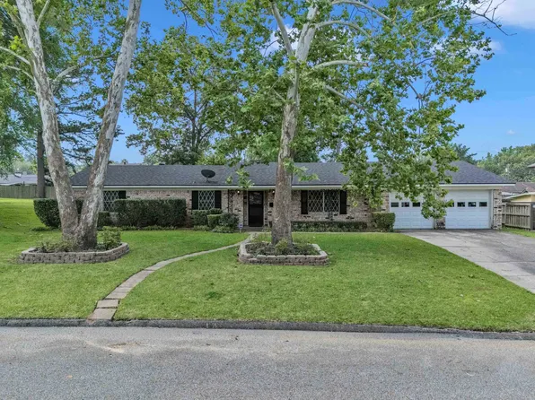 714 E Lynnwood Ln, Longview, TX 75604