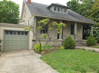 302 W Oak St, Nicholasville, KY 40356