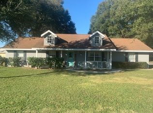 120 E Jefferson St, Center Hill, FL 33514