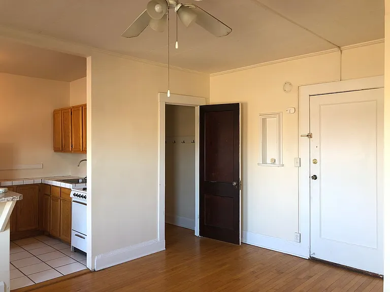 178 Summit Ave — Photo 7