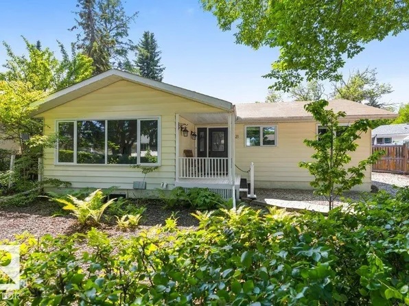 21 Flint Cres, Saint Albert, AB T8N 1Y7