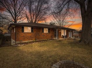 715 El Ray Ct, Saint Louis, MO 63125