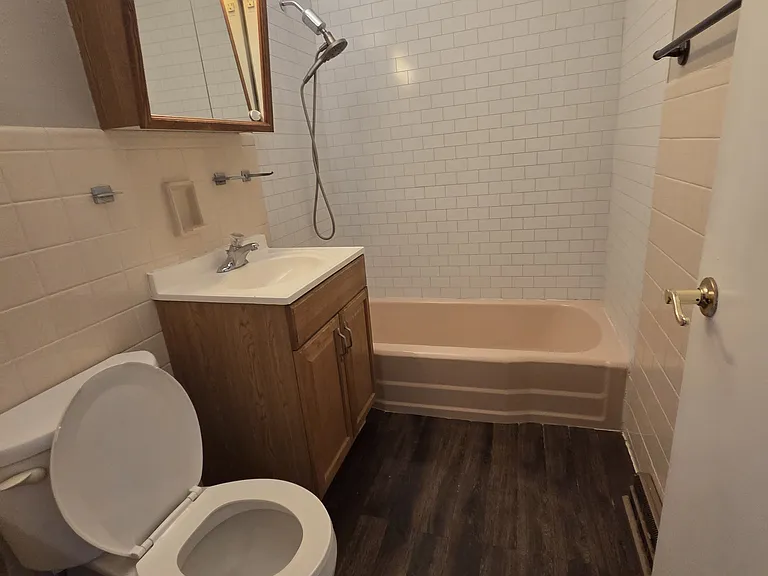 1513 Indiana St #D — Photo 11