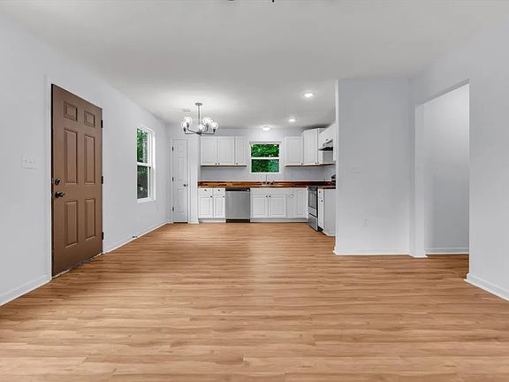 5th image of 2922 Semmes St