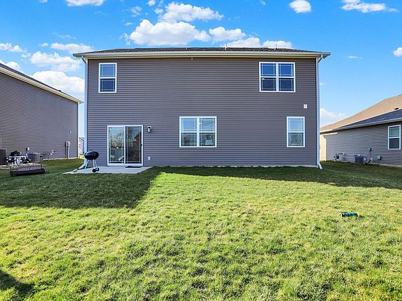 4th image of 2042 Downey Ln