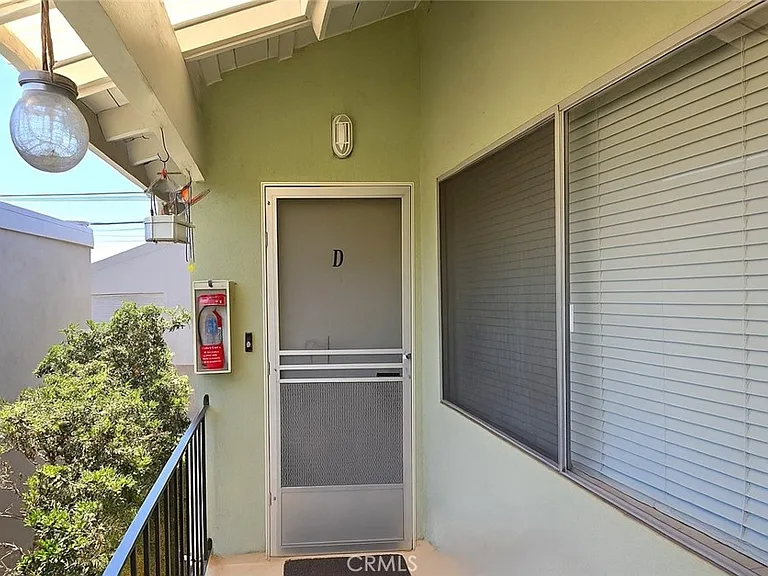 1214 Agate St #D — Photo 2