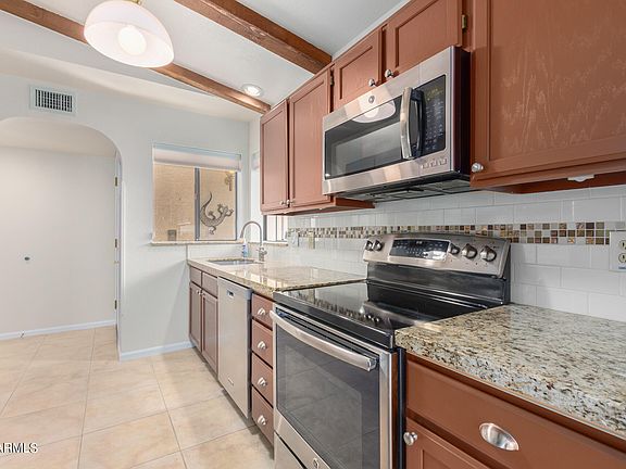 4th image of 16615 E GUNSIGHT Drive #210