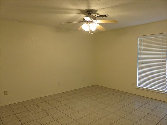 4th image of 5625 Byron Nelson Dr
