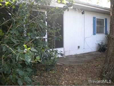 2nd image of 2888 Bayeux Ave