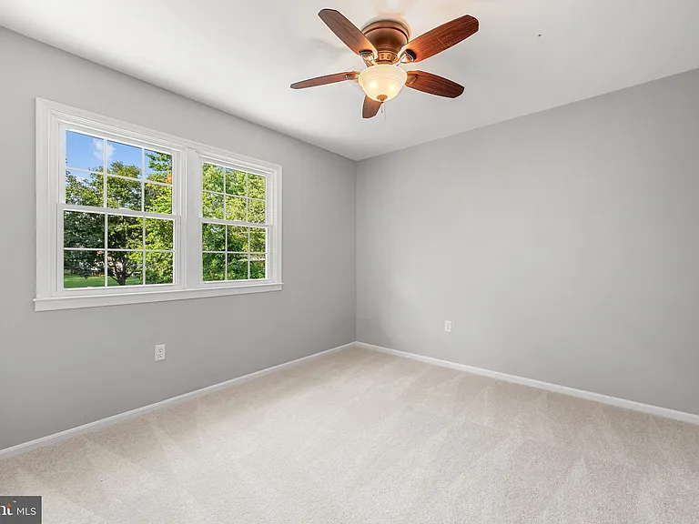 13204 Nickleson Dr — Photo 22
