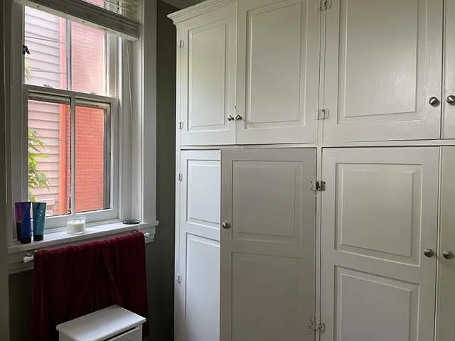 1 bed, 1.5 bath, 1000 sqft, $1,095 — Photo 4