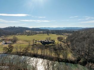 373 Dalewood Rd, Johnson City, TN 37601