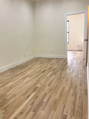 Rented by Paley Management | media 26