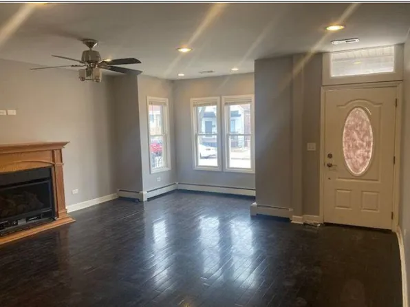 1731 N Central Park Ave #1, Chicago, IL 60647